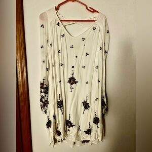 Free people Dress with Floral Embroidery